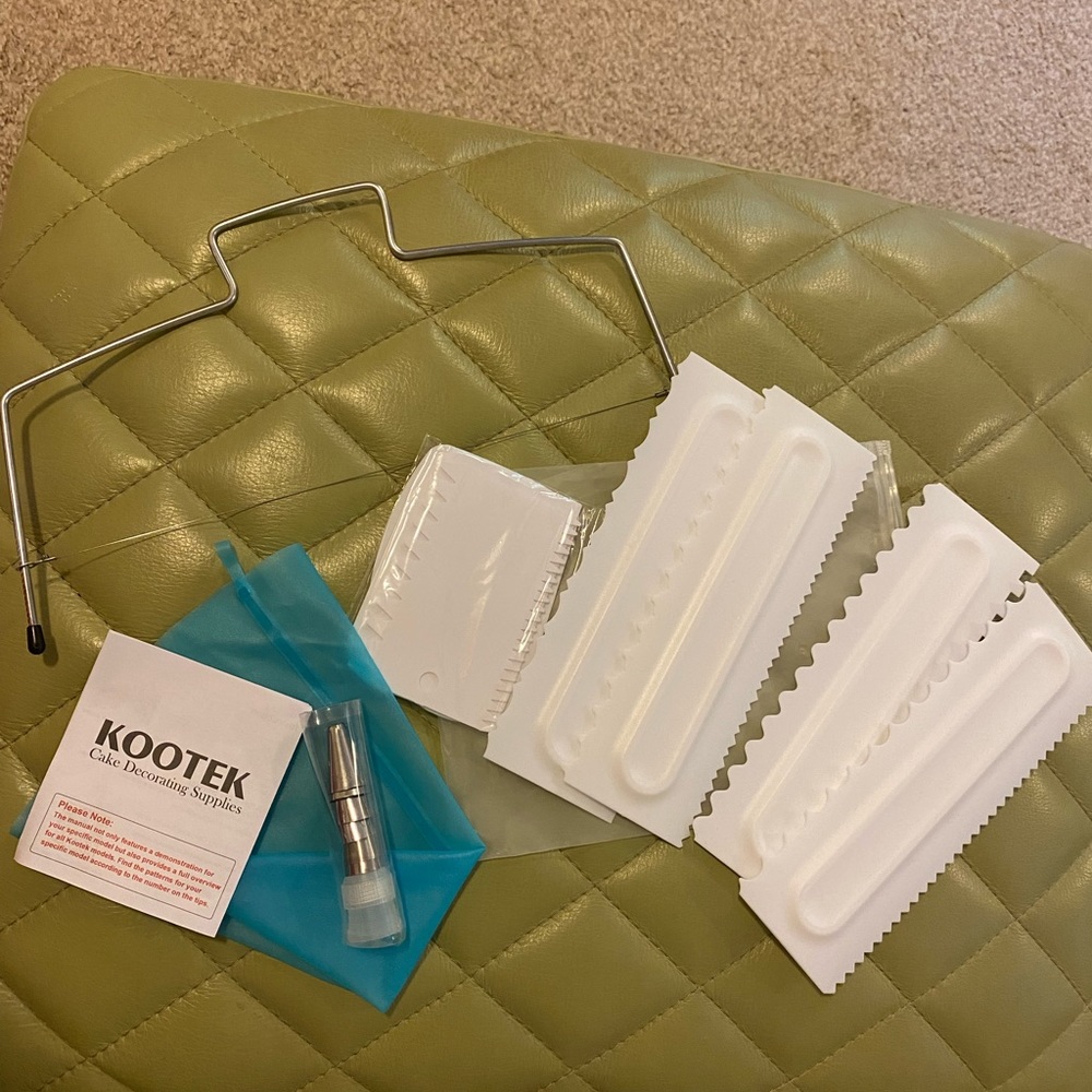 Cake Decorating Supplies ( Never Used)